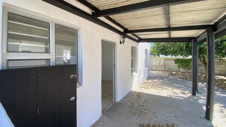 2 Bedroom Property for Sale in Velddrif Western Cape